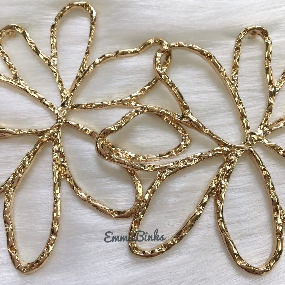 New For Love & Lemons Boho Floral Cutout Statement Earrings - Picture 2 of 15